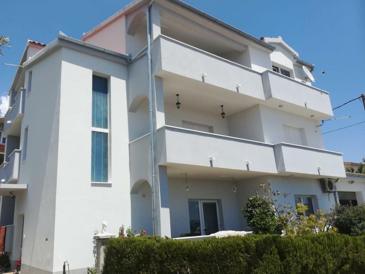 Apartment Istuk Kaštela Kültér fotó